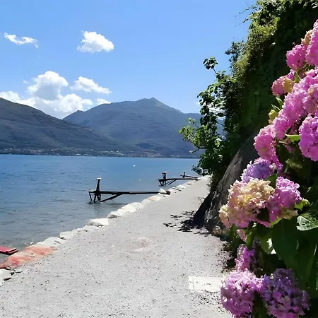 Apartmán Riva Di Pianello Balkon-ferienwohnung Am Pianello Del Lario